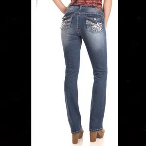 ✨WallFlower Women's Legendary Bootcut Jeans✨